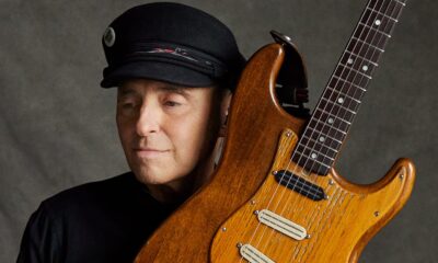 nils-lofgren-portrait-2023-og